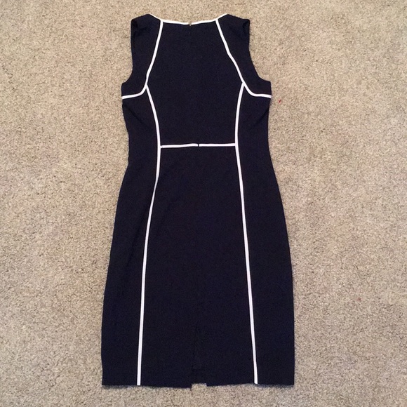 ❌SOLD❌WHBM DRESS - Picture 2 of 6